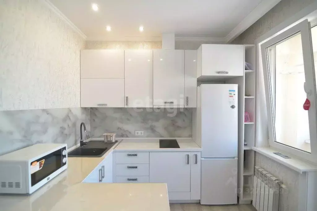 Студия Сахалинская область, Южно-Сахалинск ул. Ленина, 563к2 (32.6 м) - Фото 1