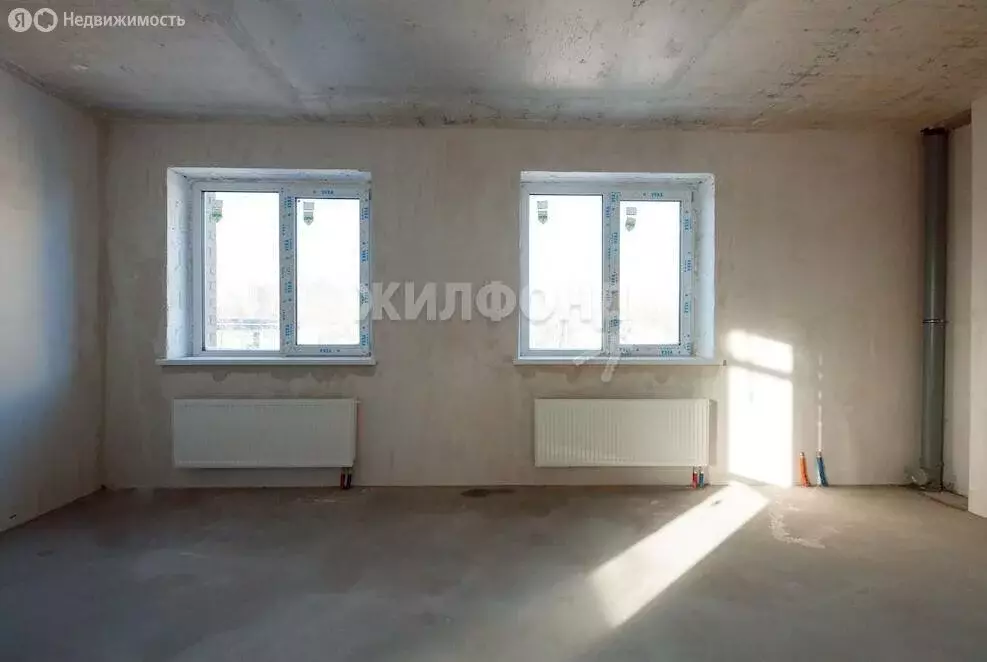 3-комнатная квартира: Новосибирск, улица Никитина, 128 (60 м) - Фото 1