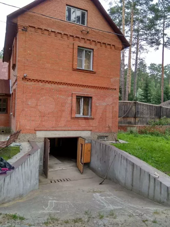 Дом 130 м на участке 10 сот. - Фото 1