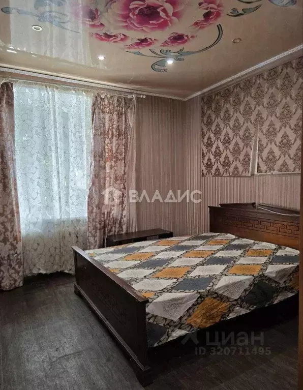 3-к кв. Владимирская область, Владимир ул. Грибоедова, 9 (59.9 м) - Фото 0