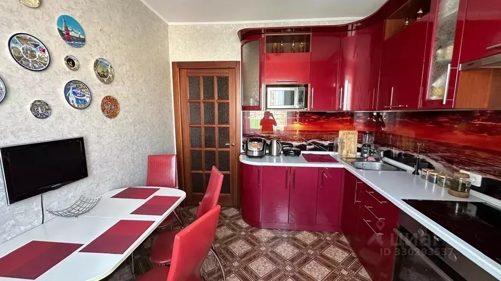 3-к кв. Красноярский край, Красноярск 9 Мая ул., 58Б (70.1 м) - Фото 1