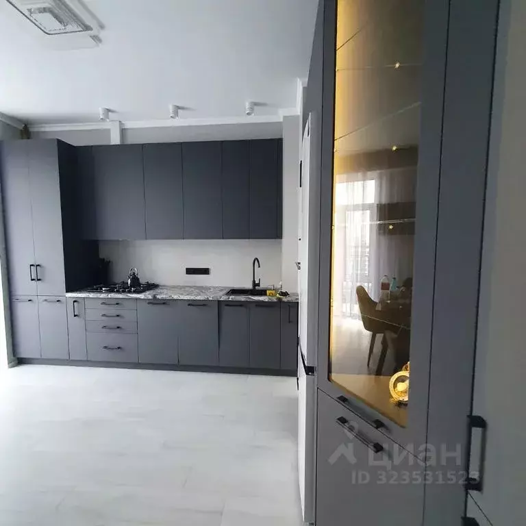 3-к кв. Ставропольский край, Кисловодск ул. Декабристов, 36к3 (70.0 м) - Фото 2