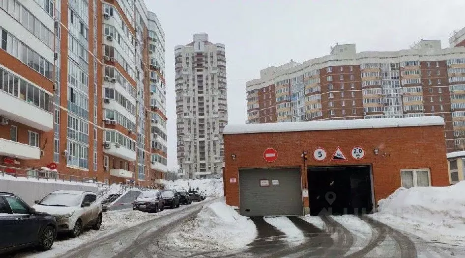 Гараж в Москва Мосфильмовская ул., 53 (19 м) - Фото 2