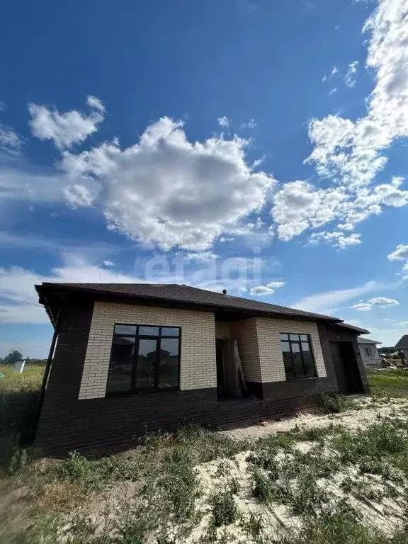 Дом в Белгородская область, Белгородский район, Разумное рп ул. ... - Фото 0