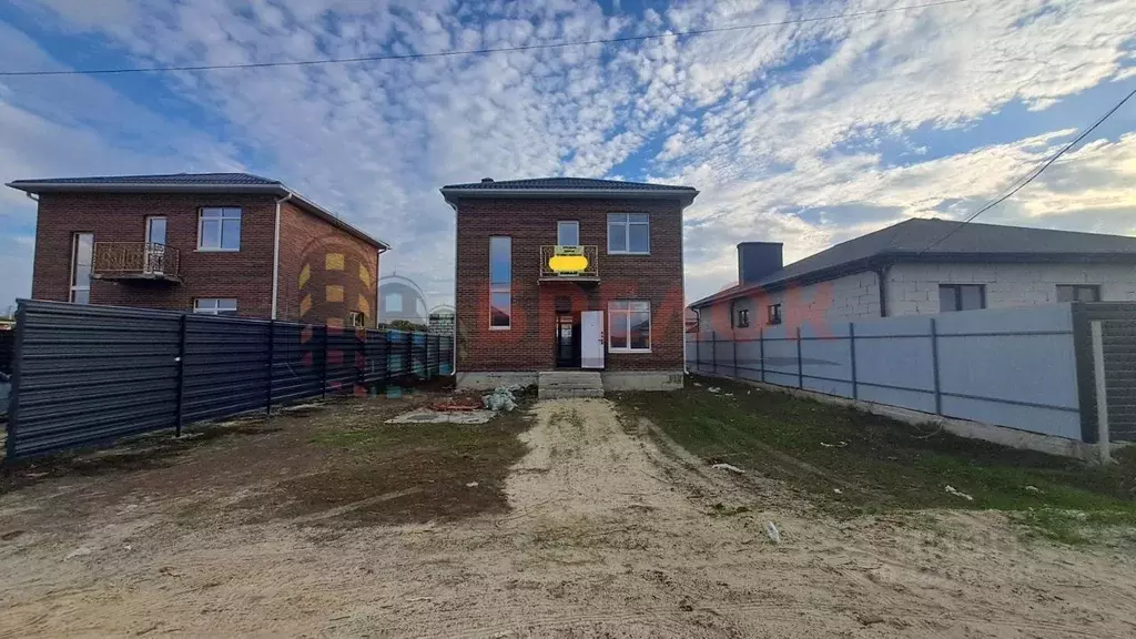 Дом в Ростовская область, Азовский район, Поселок Красный сад, ... - Фото 1