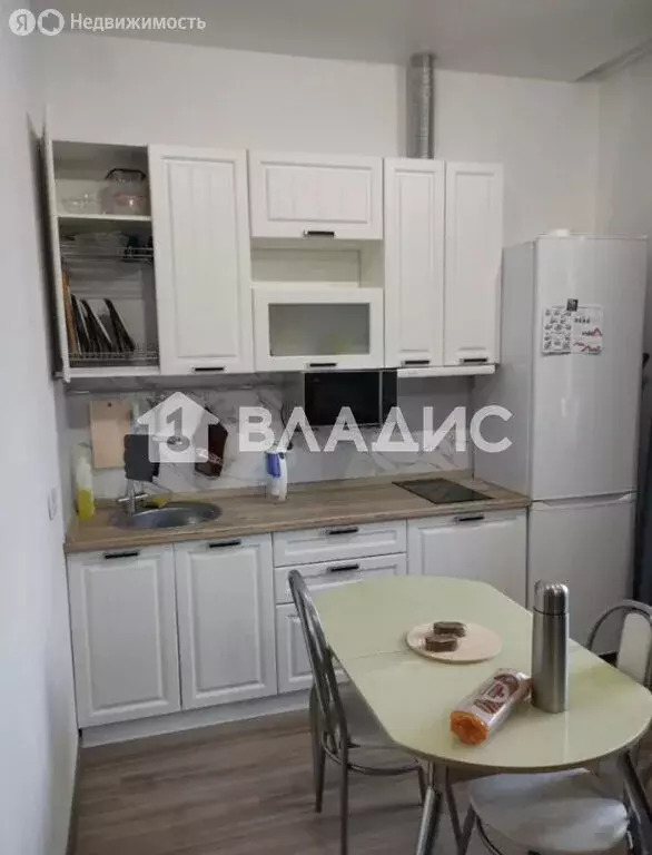 Квартира-студия: посёлок городского типа Новоивановское, бульвар ... - Фото 2