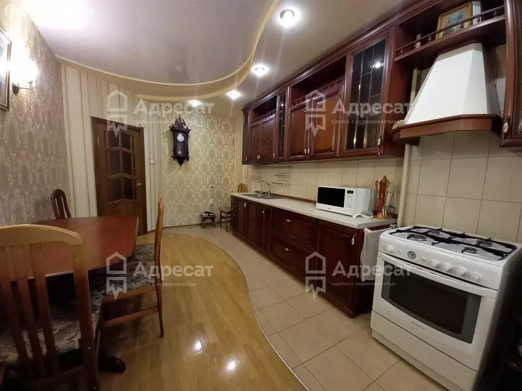 3-комнатная квартира: Волгоград, улица Космонавтов, 19 (97.5 м) - Фото 2