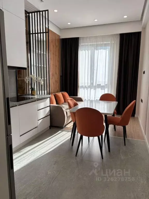 1-к кв. Краснодарский край, Сочи ул. Конституции СССР, 32 (54.0 м) - Фото 1