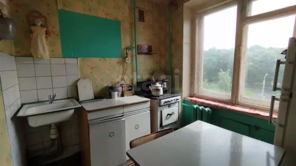 3-к кв. Ленинградская область, Кириши просп. Ленина, 3 (55.2 м) - Фото 0