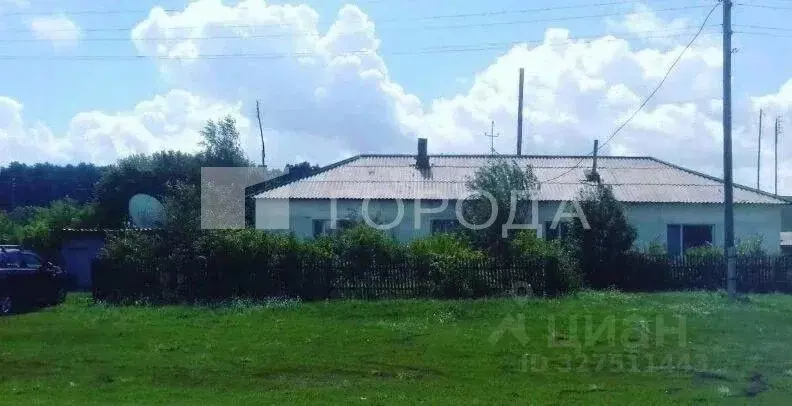 Дом в Алтайский край, Завьяловский район, с. Светлое Юбилейная ул., 13 ... - Фото 1