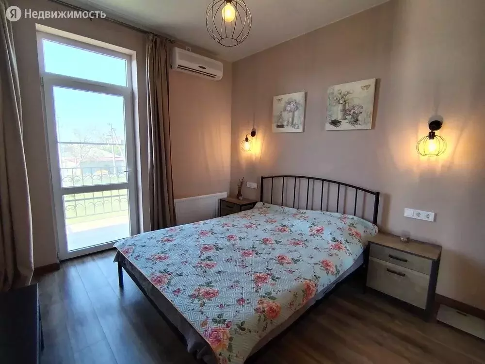 Дом в село Витязево, Строительная улица (140 м) - Фото 1