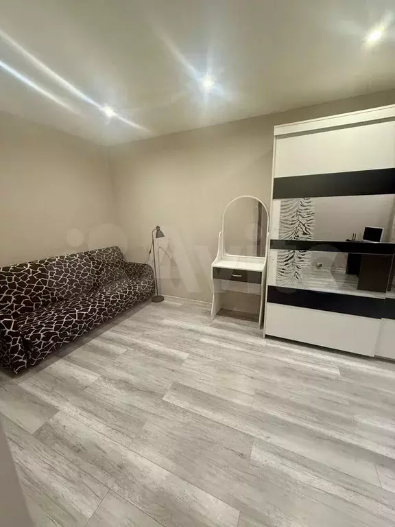 1-к. квартира, 38 м, 2/5 эт. - Фото 0