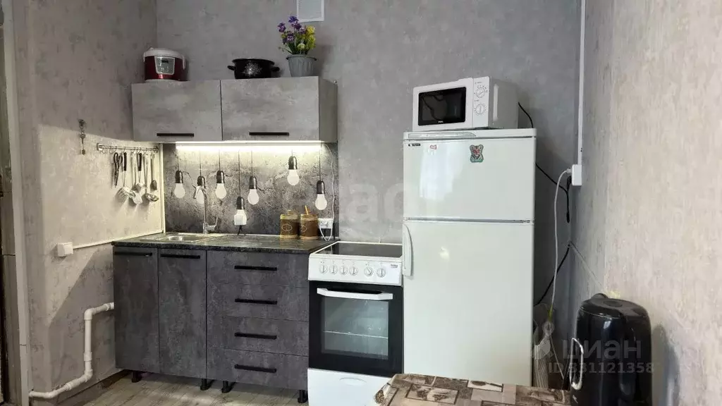 Комната Тюменская область, Тюмень ул. Пермякова, 7а (14.8 м) - Фото 1