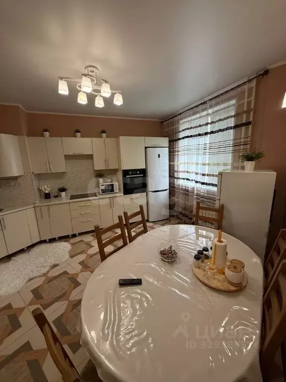 2-к кв. Самарская область, Самара Солнечная ул., 12 (76.7 м) - Фото 1