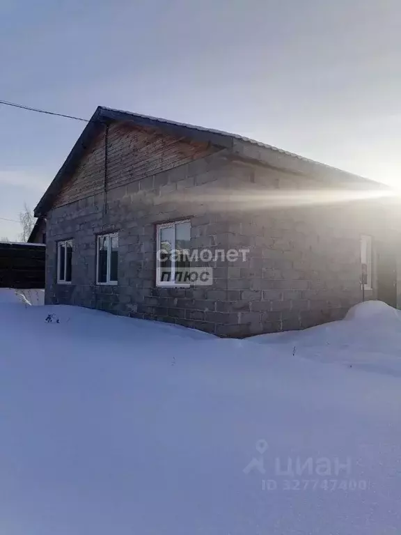 Дом в Челябинская область, Копейский городской округ, с. Калачево пер. ... - Фото 1