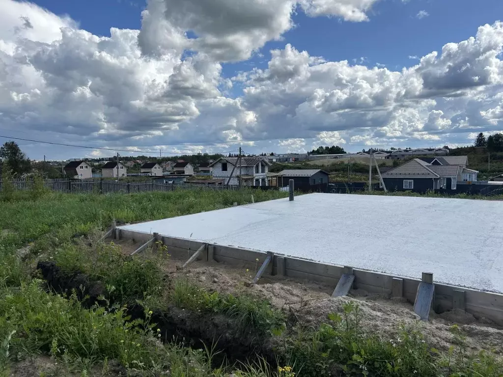 Участок в Ленинградская область, Гатчинский муниципальный округ, д. ... - Фото 2