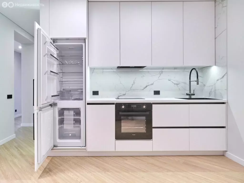 3-комнатная квартира: Кисловка, микрорайон Левобережный, улица Василия ... - Фото 2