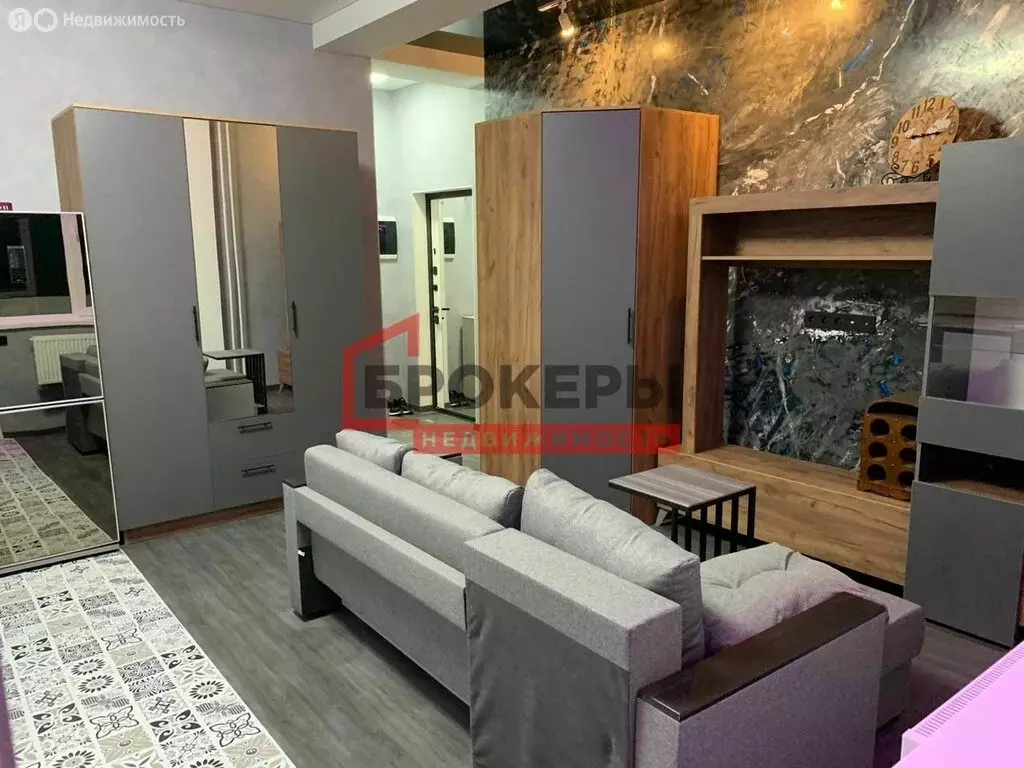 Квартира-студия: Севастополь, улица Адмирала Фадеева, 18 (36.8 м) - Фото 1