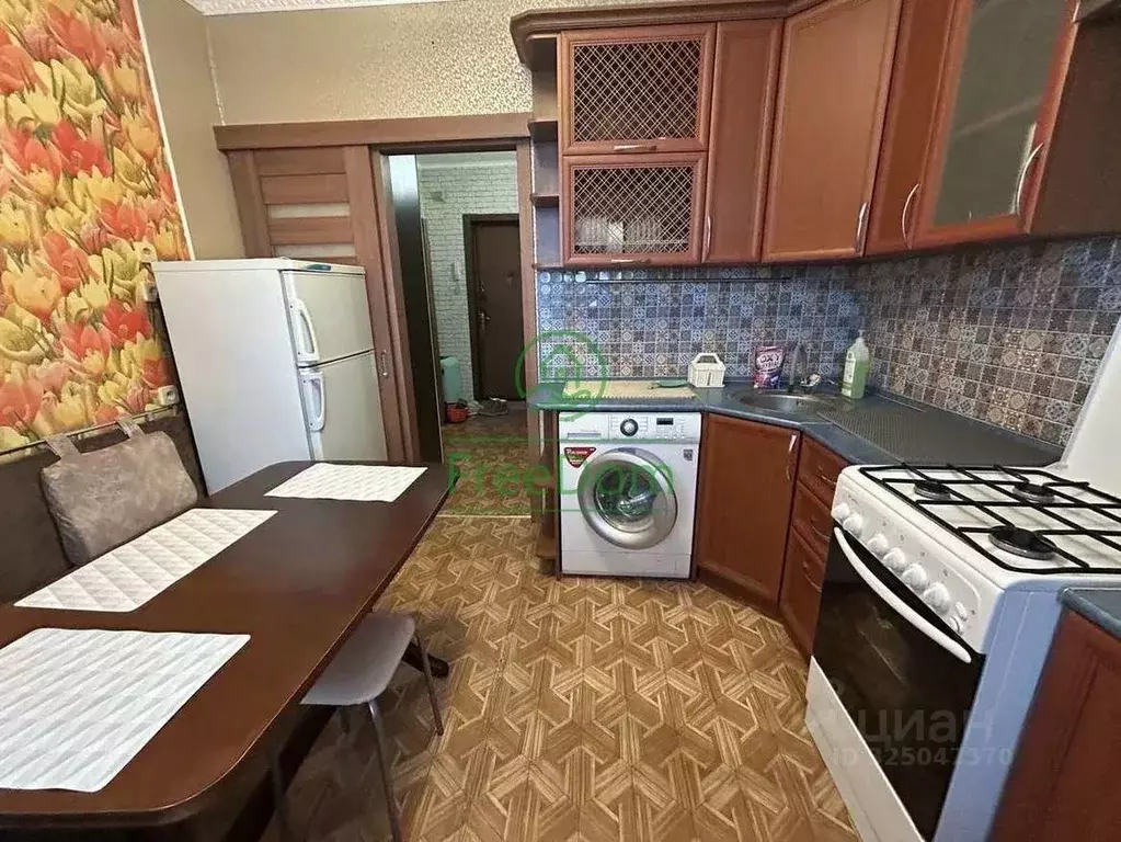 1-к кв. Белгородская область, Белгород ул. Есенина, 38 (33.5 м) - Фото 1