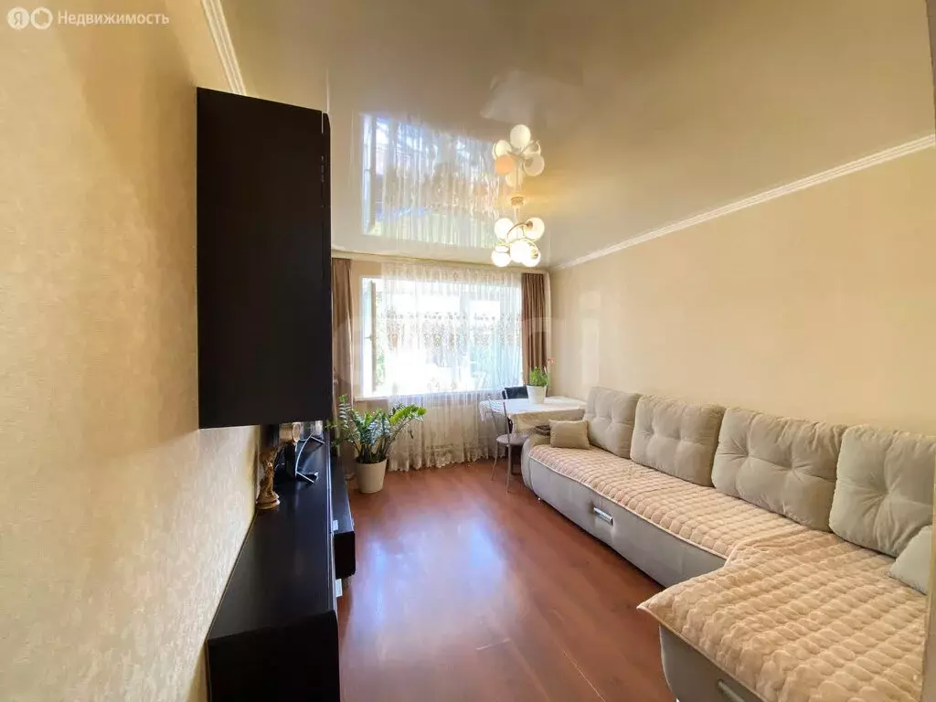 2-комнатная квартира: городской посёлок Берёзовка, улица Тургенева, 10 ... - Фото 2