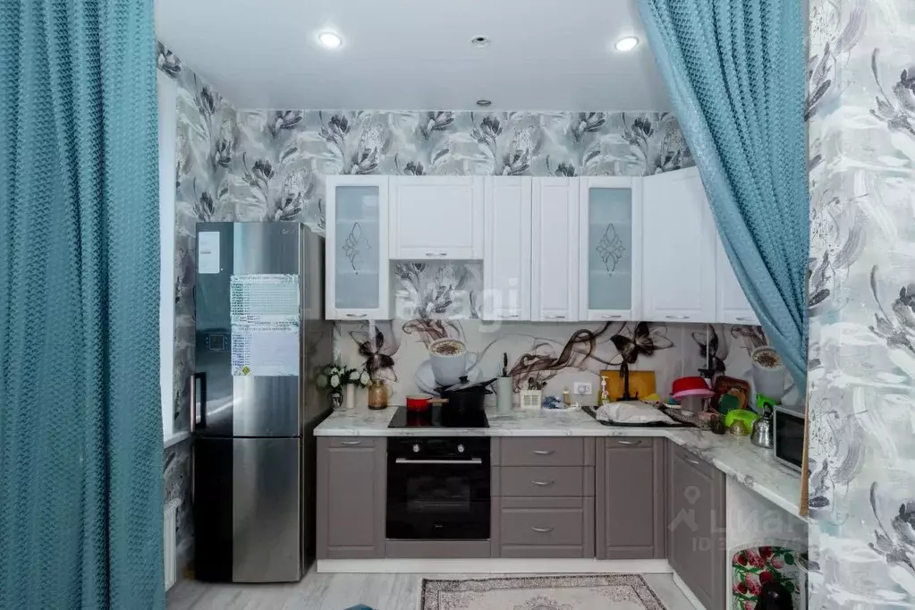 2-к кв. Тюменская область, Тюмень Рощино мкр, ул. Александра ... - Фото 2