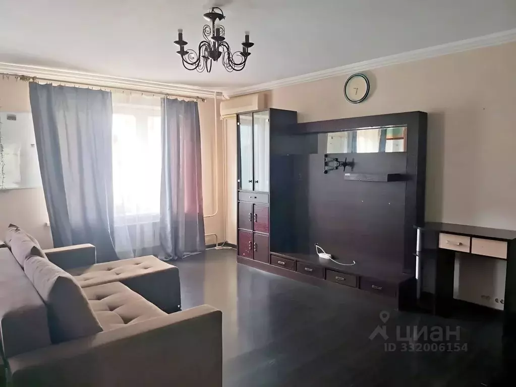 3-к кв. Москва Витебская ул., 10К1 (80.0 м) - Фото 1