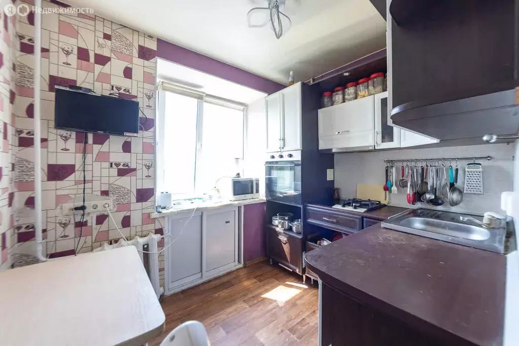 4-комнатная квартира: Хабаровск, Почтовая улица, 7 (62.4 м) - Фото 0