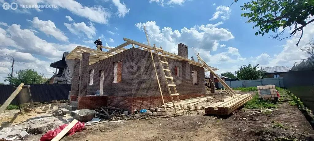 Дом в Новочеркасск, Весенняя улица (90 м) - Фото 1
