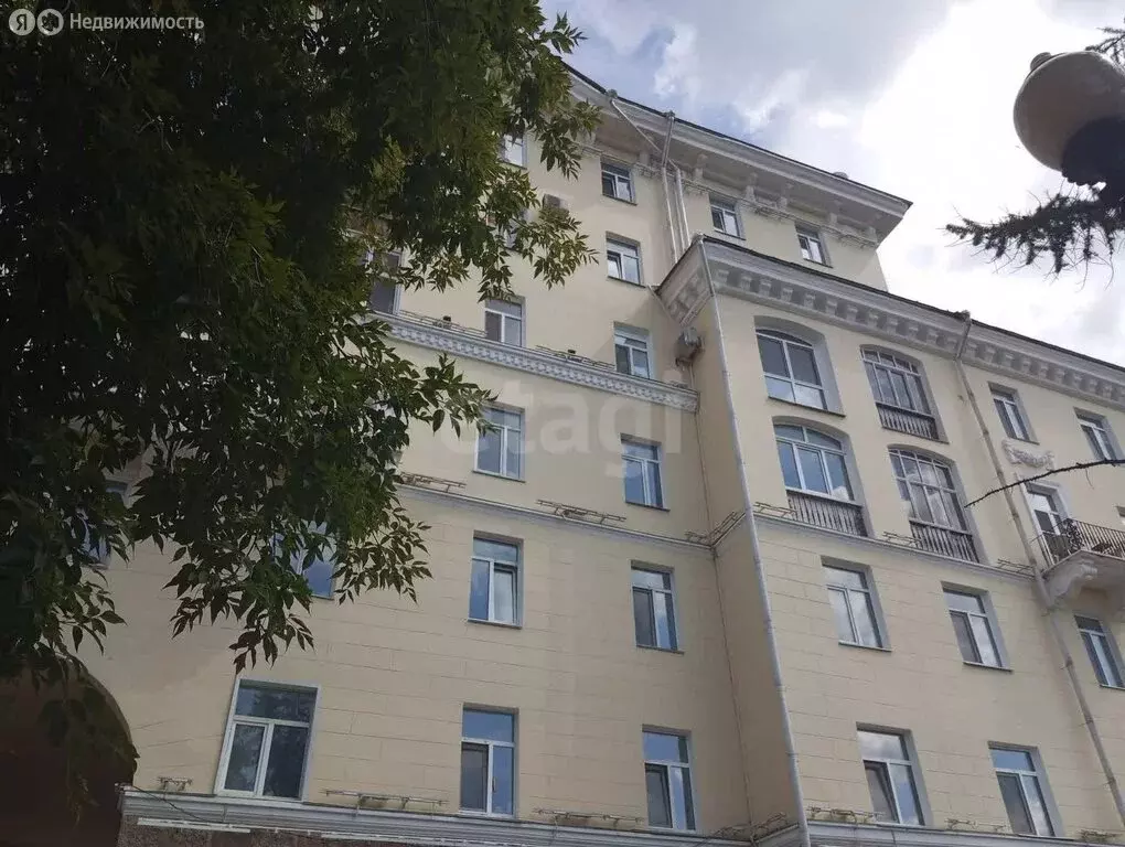 3-комнатная квартира: Пермь, улица Ленина, 102 (70 м) - Фото 0