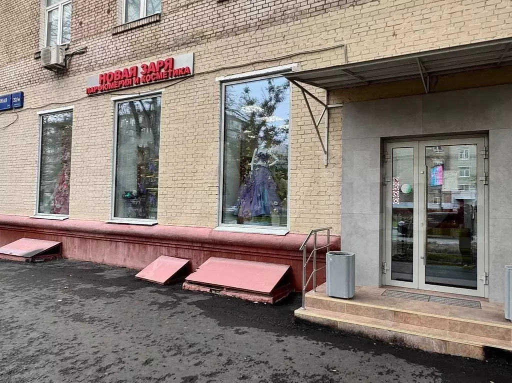 211 м у метро Профсоюзная - идеально под кафе или магазин - Фото 1
