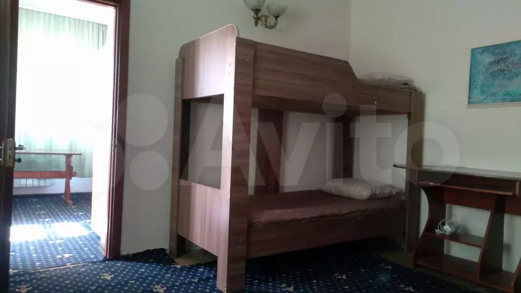 Комната 25 м, 2/4 эт. - Фото 1