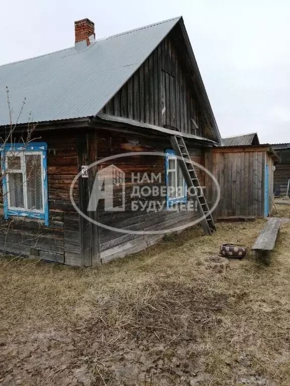 Дом в Пермский край, Добрянский городской округ, с. Голубята ул. Мира, ... - Фото 0