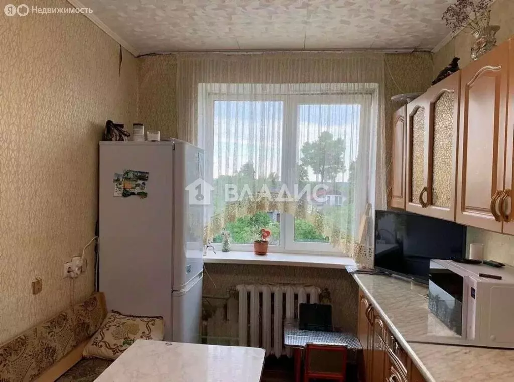 3-комнатная квартира: Багратионовск, Кирпичная улица, 11 (64.5 м) - Фото 0