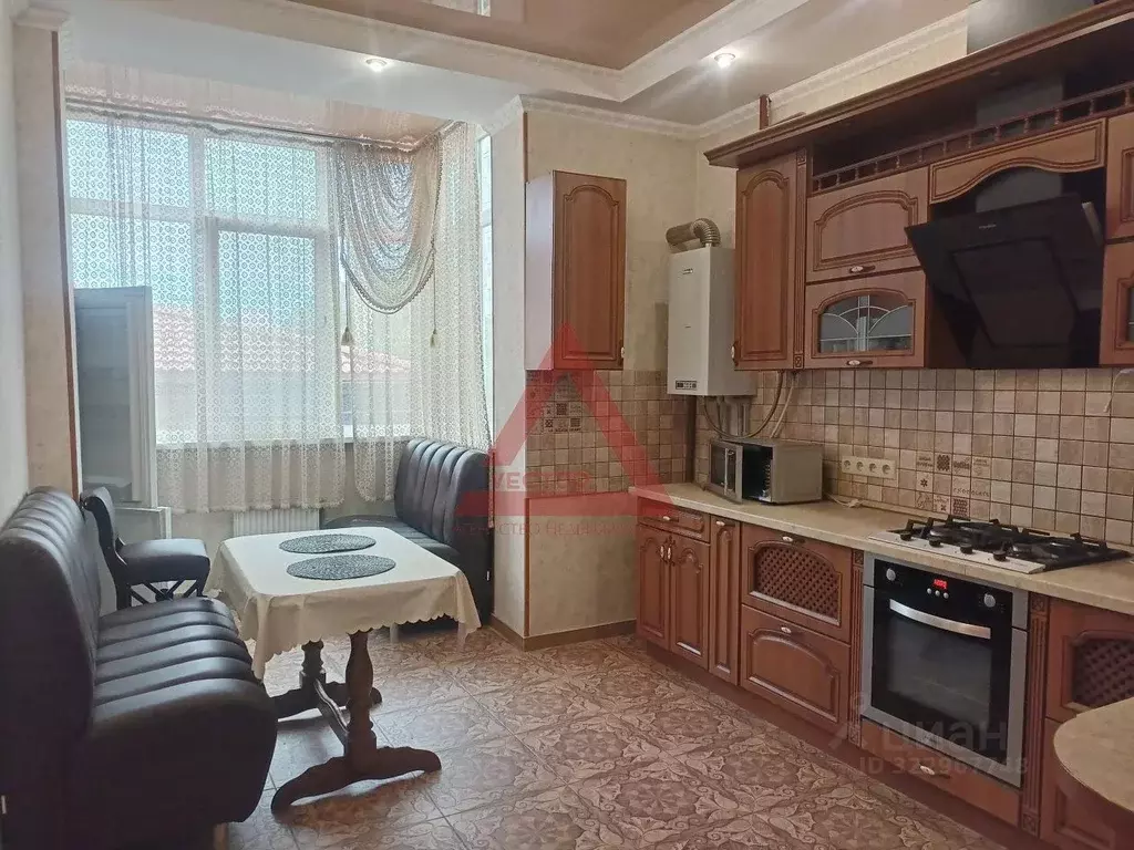 1-к кв. Севастополь ул. Маячная, 38В (51.0 м) - Фото 2