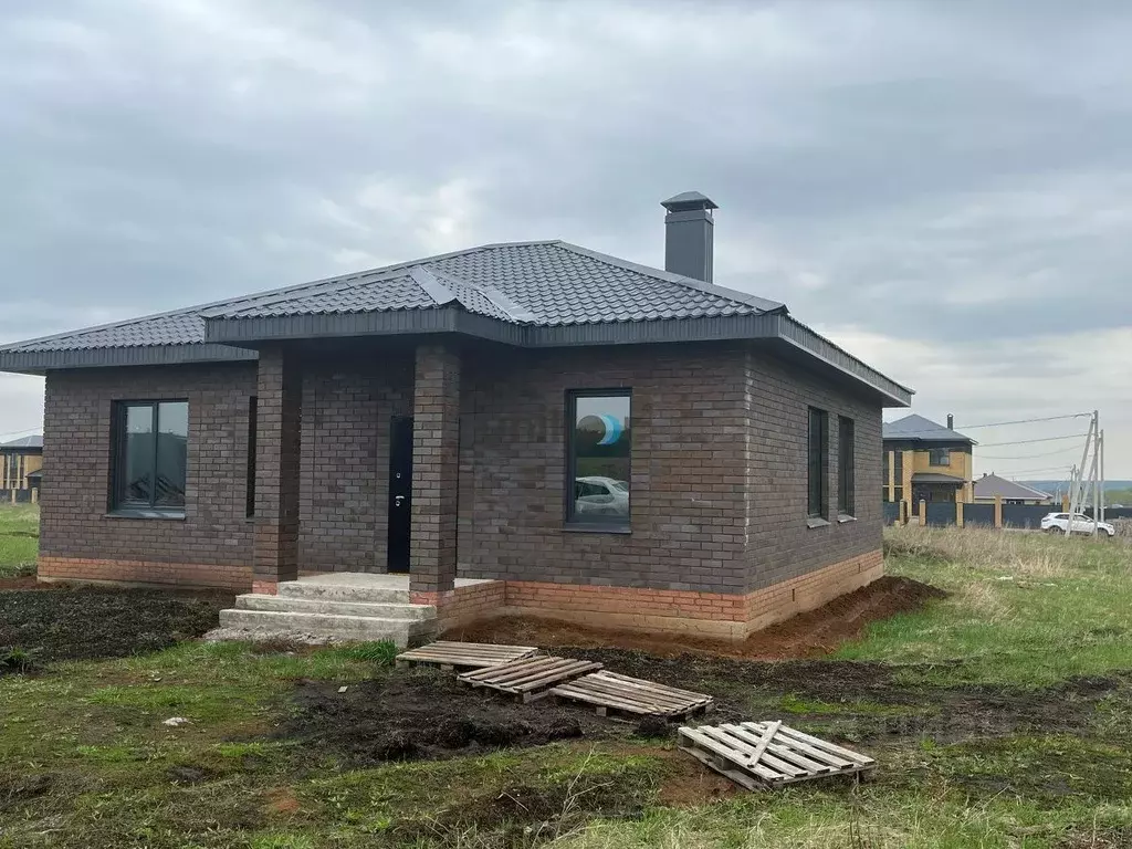 Дом в Башкортостан, Уфа городской округ, с. Нагаево ул. Советская, 13 ... - Фото 1