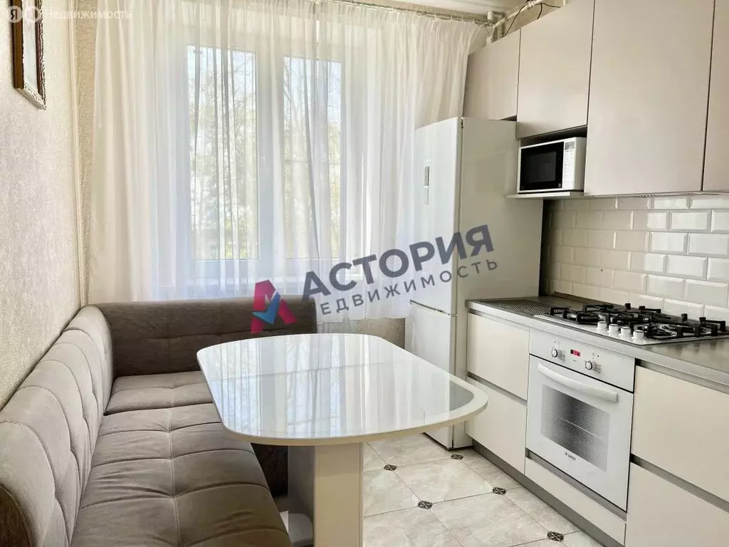 1-комнатная квартира: Тула, улица Строителей, 2 (39 м) - Фото 0