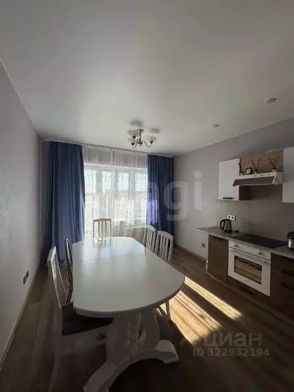 2-к кв. Удмуртия, Ижевск ул. 10 лет Октября, 73 (57.5 м) - Фото 1