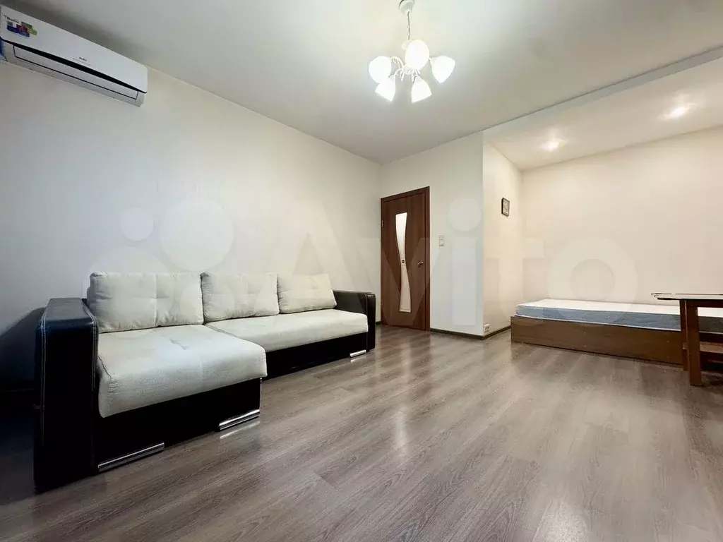 1-к. квартира, 40 м, 2/14 эт. - Фото 0