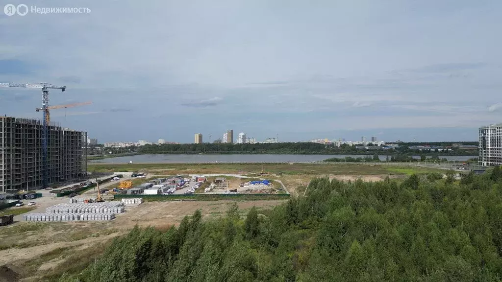 2-комнатная квартира: Тюмень, улица Евгения Войнова, 8 (61.9 м) - Фото 2