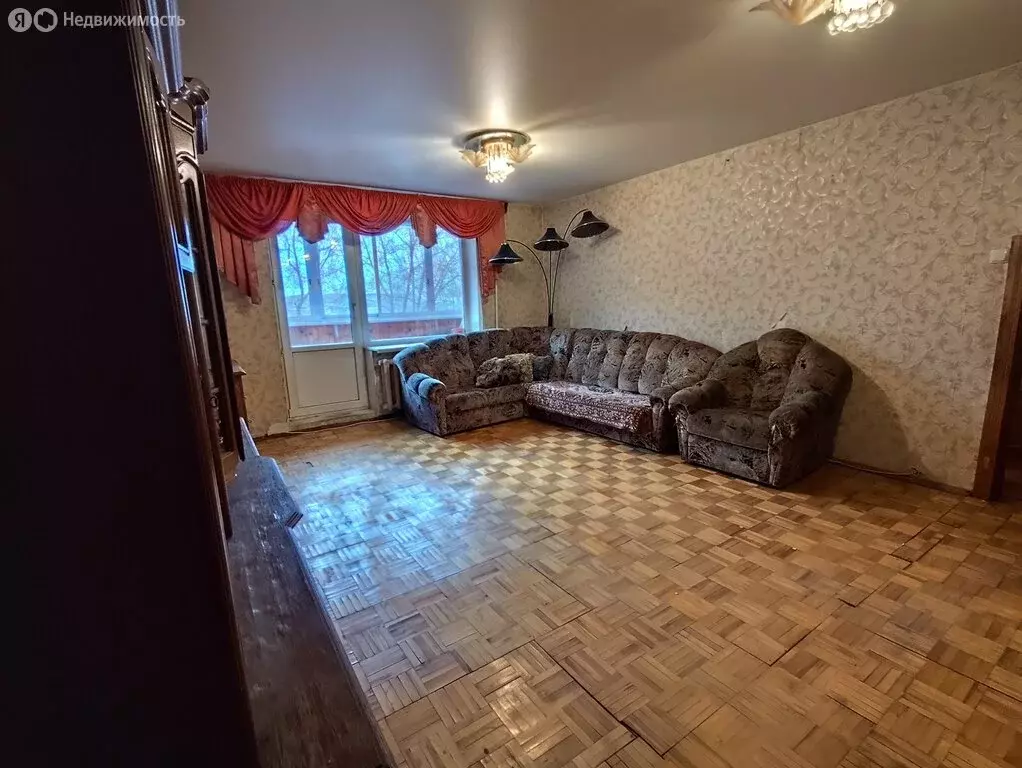 3-комнатная квартира: посёлок городского типа Нахабино, ... - Фото 1