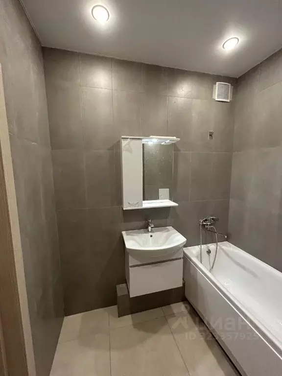 2-к кв. Тверская область, Тверь бул. Гусева, 57 (66.5 м) - Фото 2