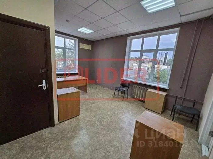 Офис в Севастополь ул. Пожарова, 26В (29 м) - Фото 1
