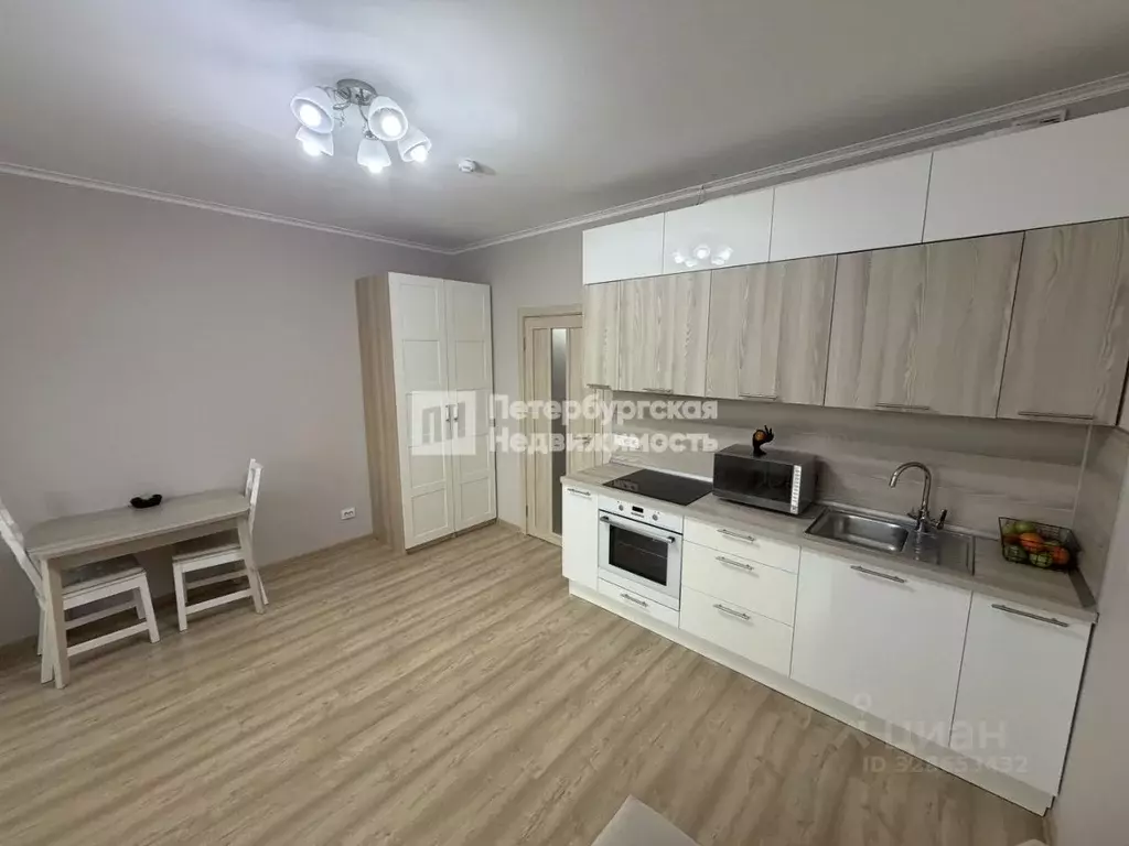 Студия Санкт-Петербург Октябрьская наб., 44 (24.8 м) - Фото 2