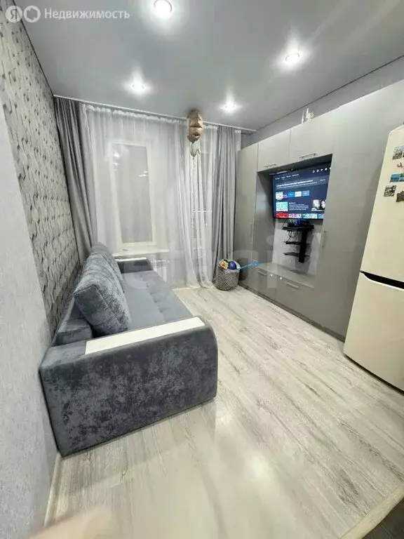 1-комнатная квартира: Калуга, улица Белые Росы, 1 (30 м) - Фото 1