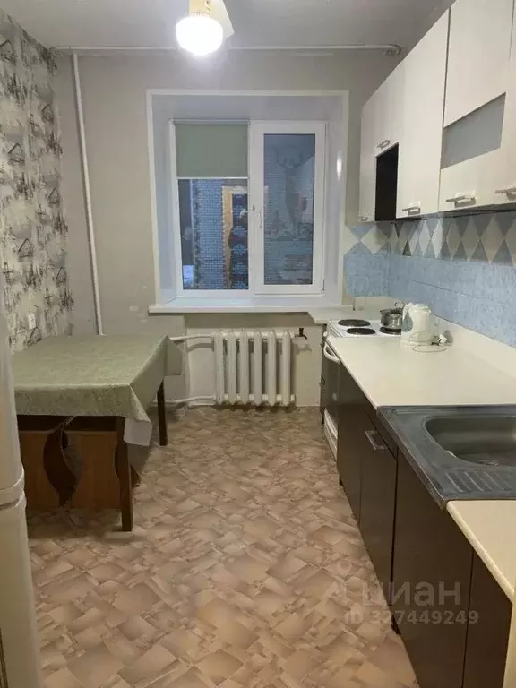 3-к кв. Тюменская область, Заводоуковск Революционная ул., 115 (57.3 ... - Фото 1