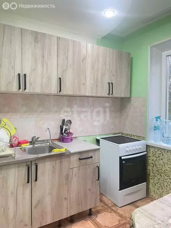 3-комнатная квартира: Тобольск, микрорайон 7А, 26 (60 м) - Фото 0