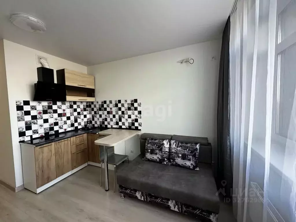 Студия Тюменская область, Тюмень ул. Алматинская, 6 (18.0 м) - Фото 1