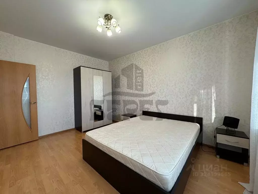2-к кв. Татарстан, Казань ул. Сибирский Тракт, 13 (65.0 м) - Фото 1