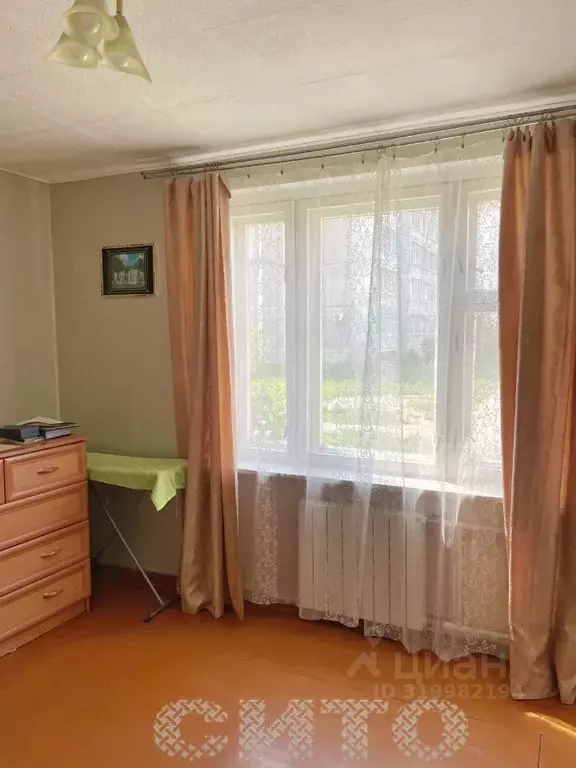 3-к кв. Вологодская область, Череповец ул. Наседкина, 27 (64.2 м) - Фото 0