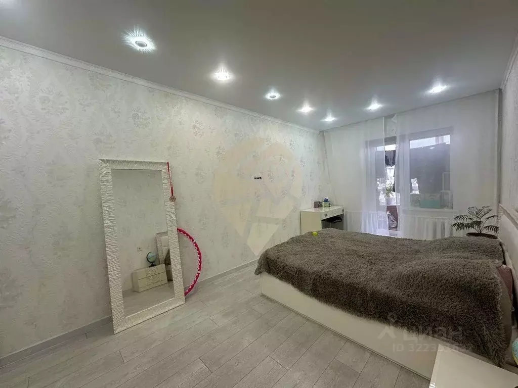 3-к кв. Белгородская область, Старый Оскол Королева мкр,  (82.3 м) - Фото 1